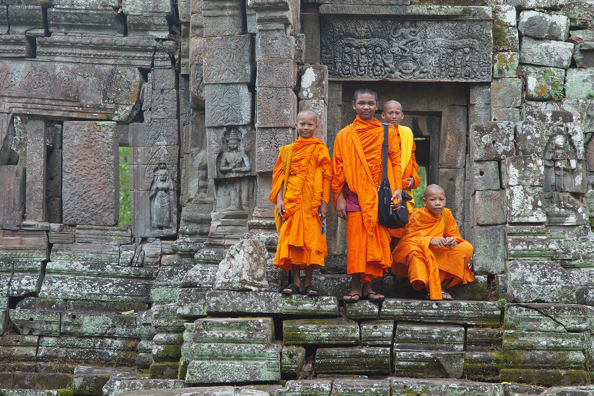 Preah Pithu T Monks Siem Reap